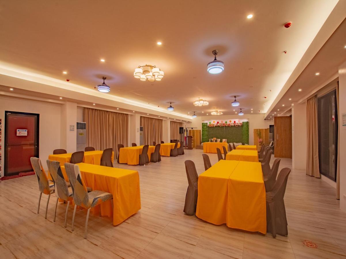 Jurias Garden Hotel Эль-Нидо Экстерьер фото