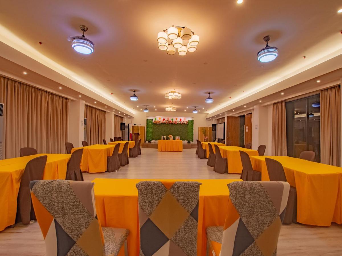 Jurias Garden Hotel Эль-Нидо Экстерьер фото