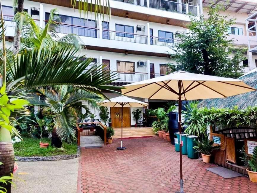 Jurias Garden Hotel Эль-Нидо Экстерьер фото