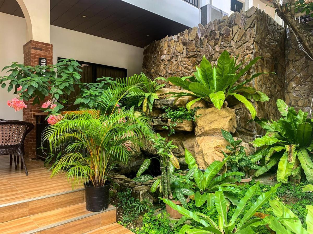 Jurias Garden Hotel Эль-Нидо Экстерьер фото