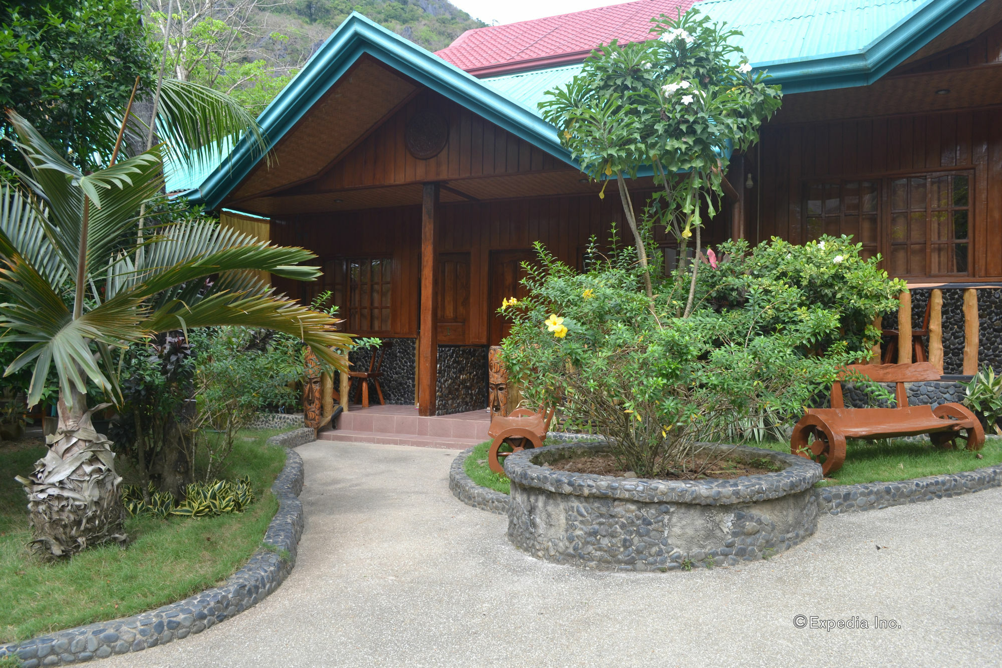 Jurias Garden Hotel Эль-Нидо Экстерьер фото