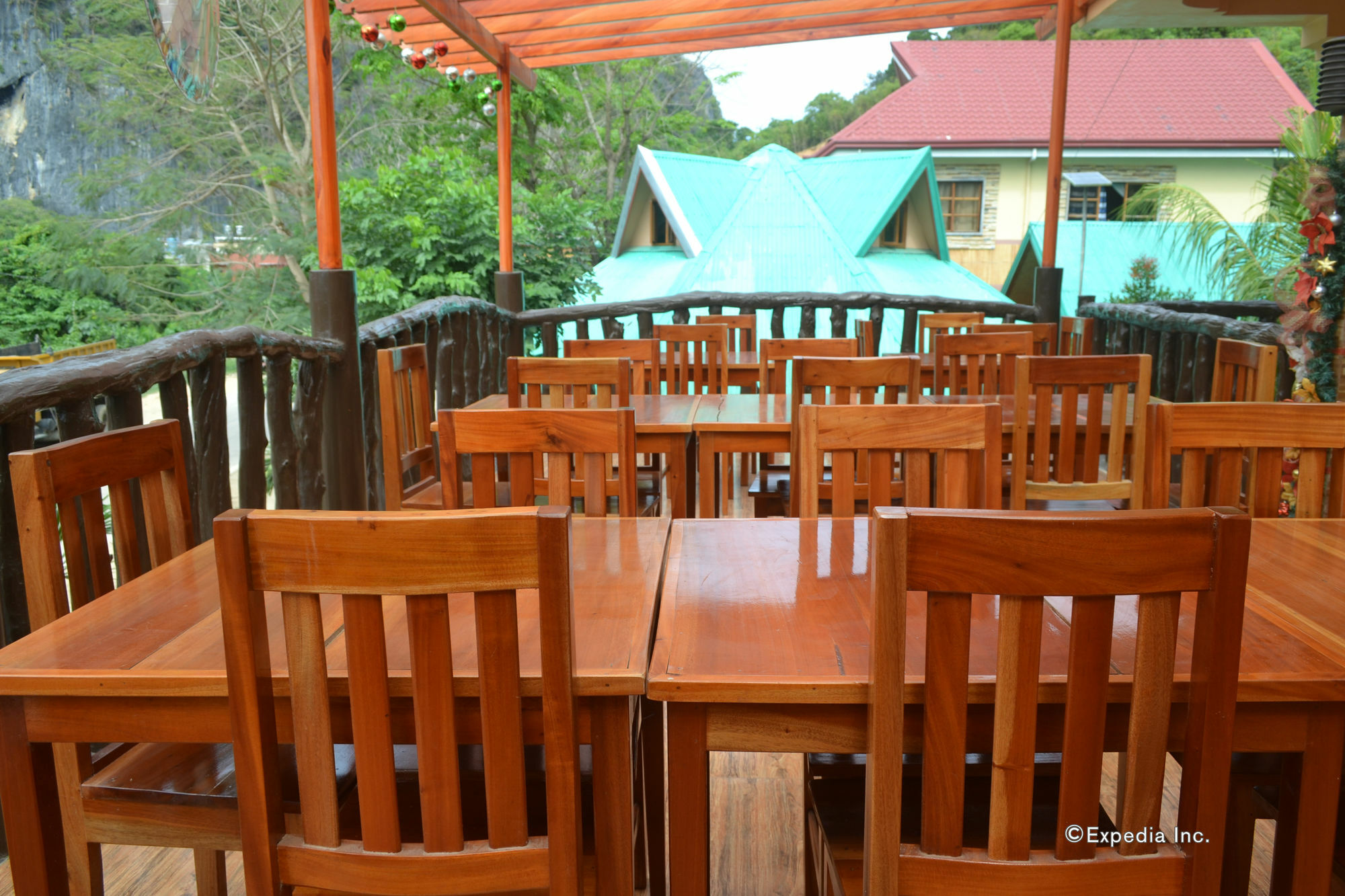 Jurias Garden Hotel Эль-Нидо Экстерьер фото